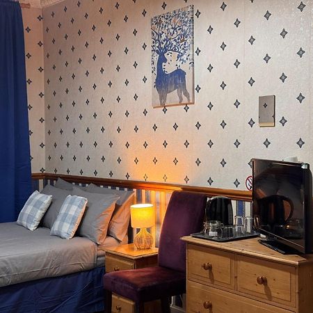 Edinburgh Travel Guest House Bagian luar foto