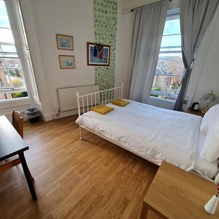 Edinburgh Travel Guest House Bagian luar foto