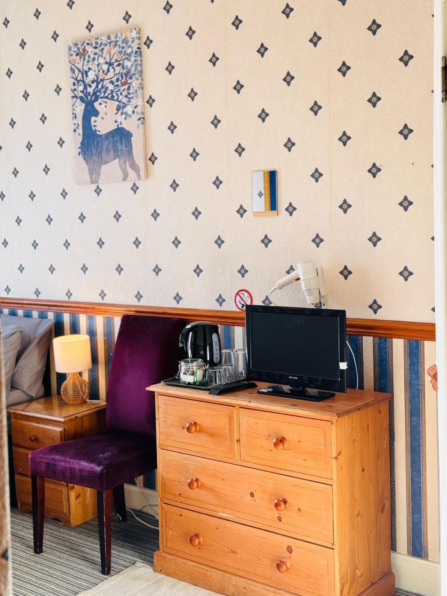 Edinburgh Travel Guest House Bagian luar foto