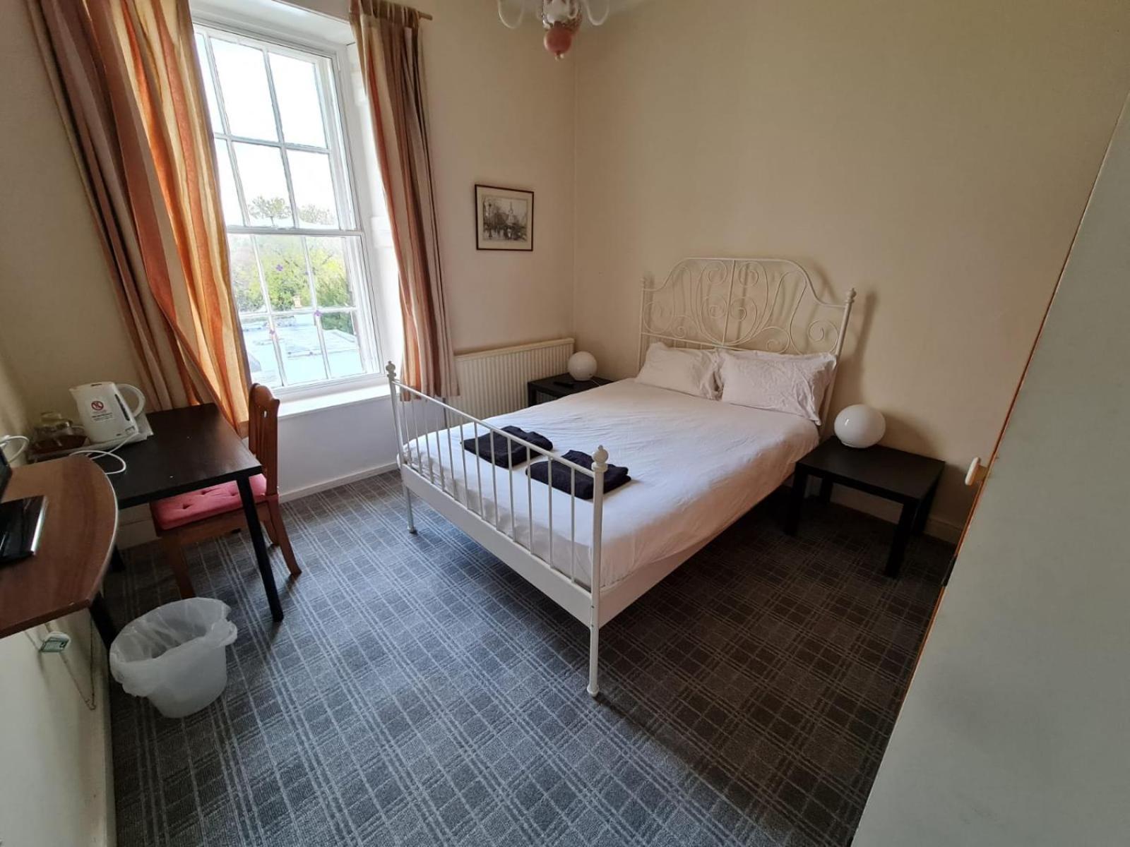 Edinburgh Travel Guest House Bagian luar foto
